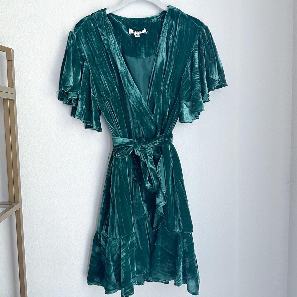BB DAKOTA Velvet Green Wrap Dress